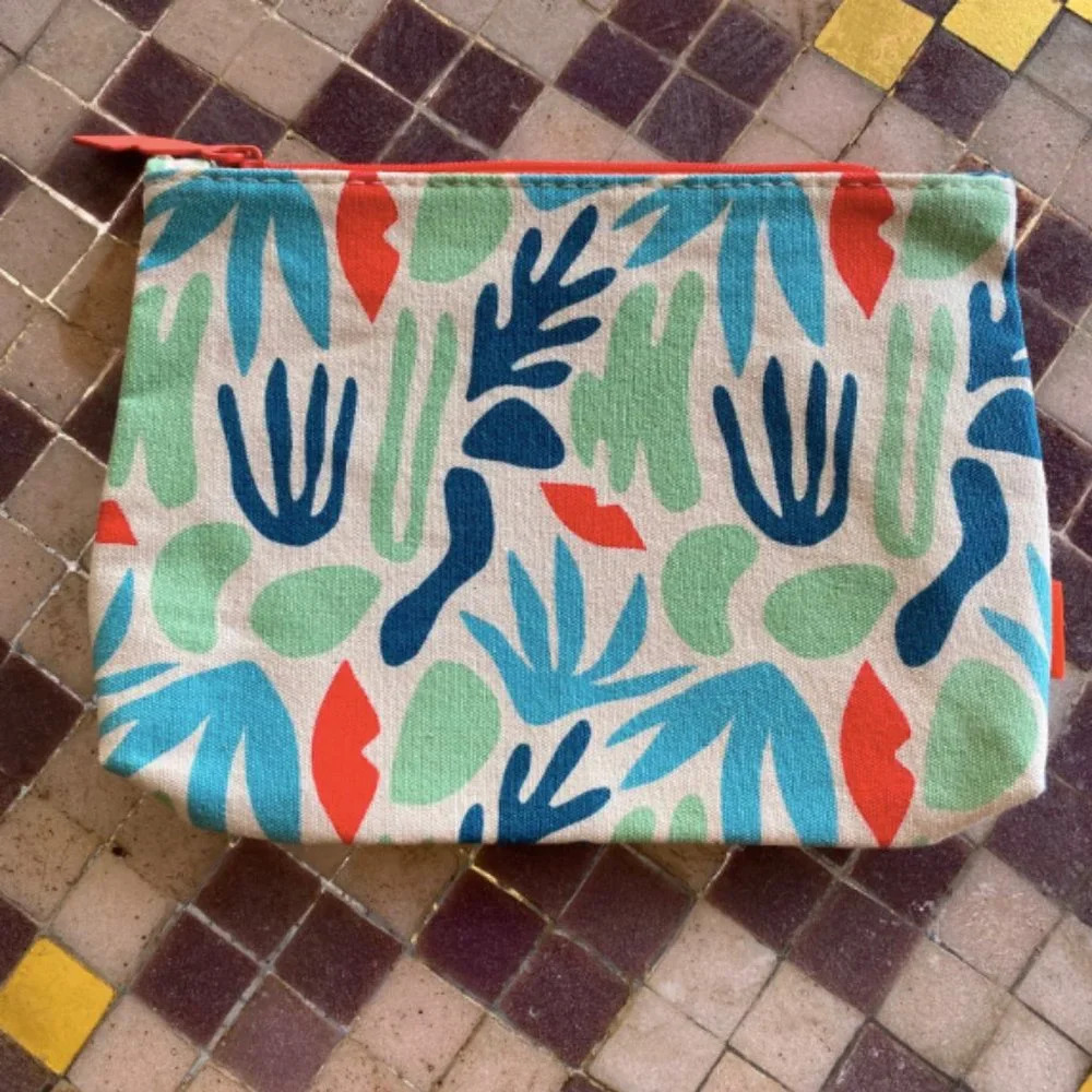 Like New Ipsy Force of‎ Nature Colorful Cosmetics Pouch Makeup Bag